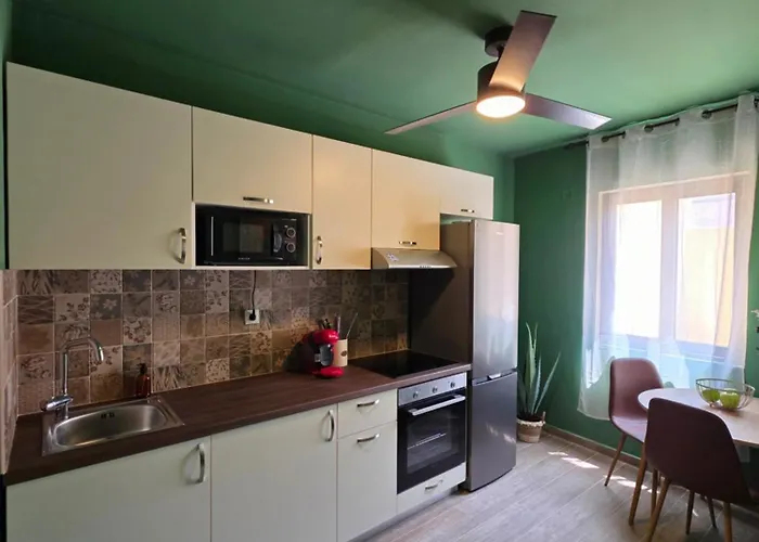 Apartament Canvas At